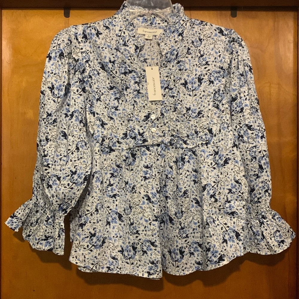 NWT Francesca’s Size L didn’t fit me